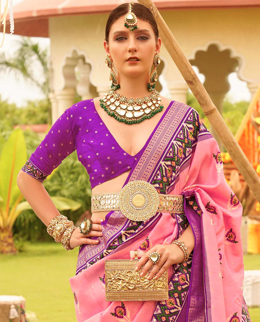 Pink patola floral motifs printed designer saree, contrast intricate patola border, and floral motifs patola printed pallu - Image 2