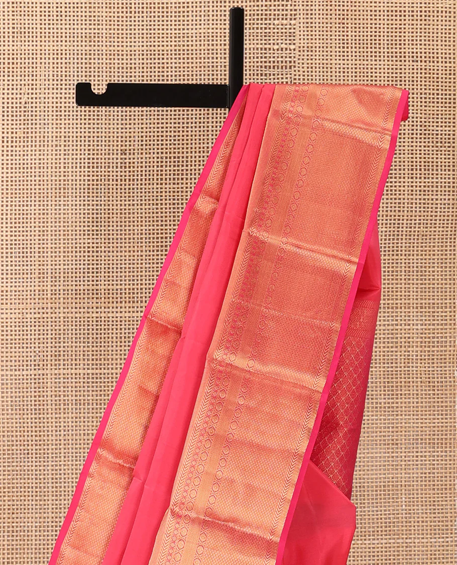 Pink plain Kanchipuram silk saree, thazampoo rekku border of rekku, kathir, diamond, poun, and mayil kann and jaal pallu - Image 4