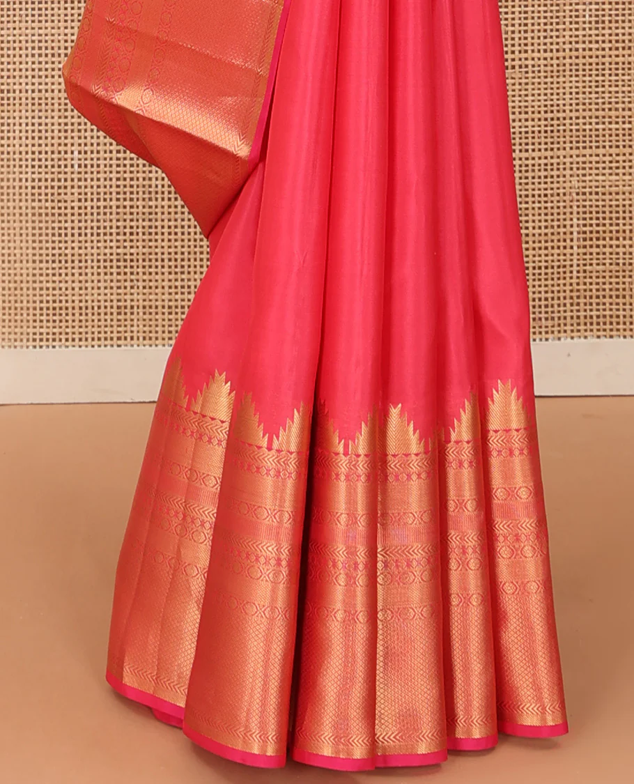 Pink plain Kanchipuram silk saree, thazampoo rekku border of rekku, kathir, diamond, poun, and mayil kann and jaal pallu - Image 5