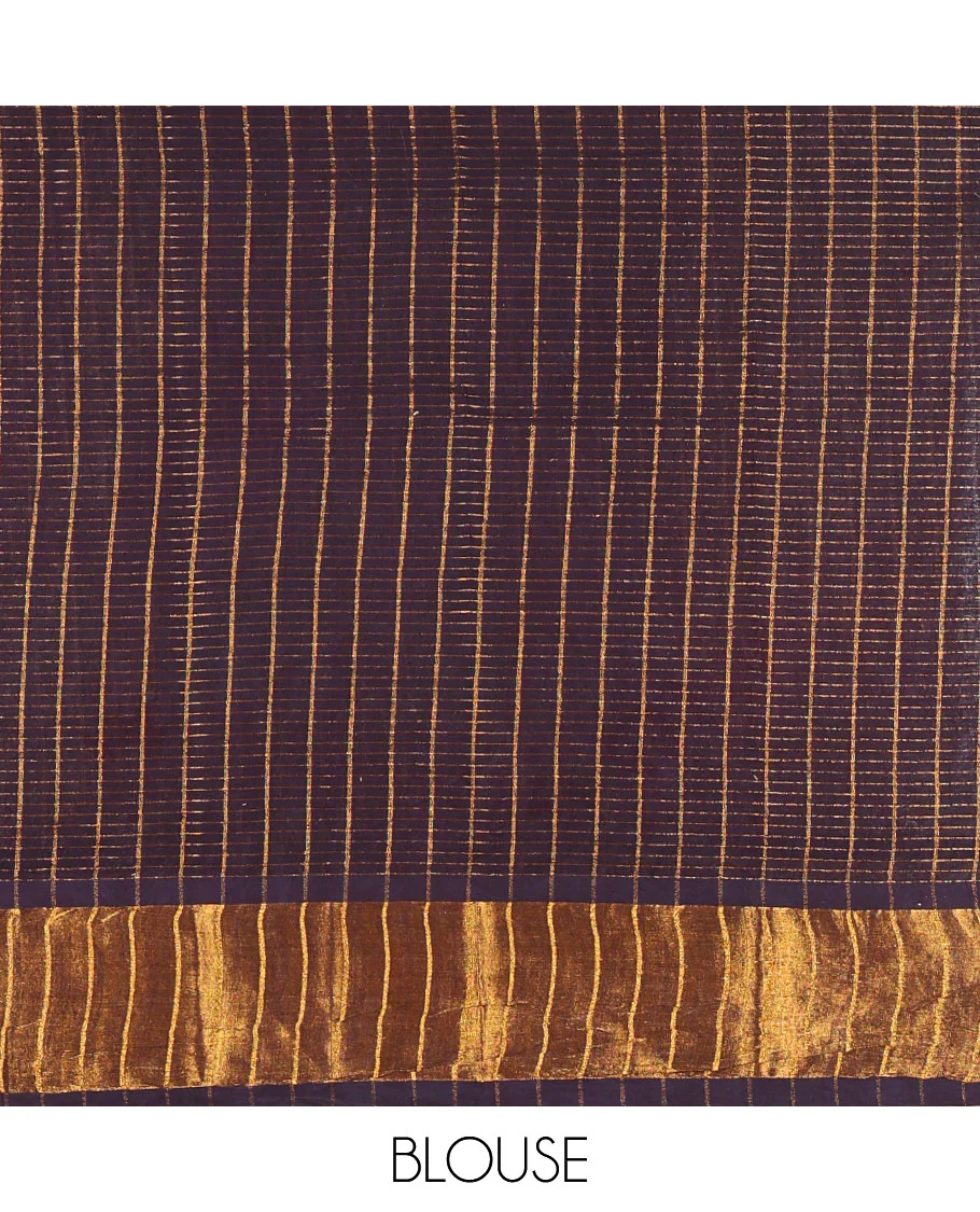 Pink plain sungudi cotton saree, contrast annam motifs, gold zari woven border, zari striped, and zari design contrast blouse - Image 4