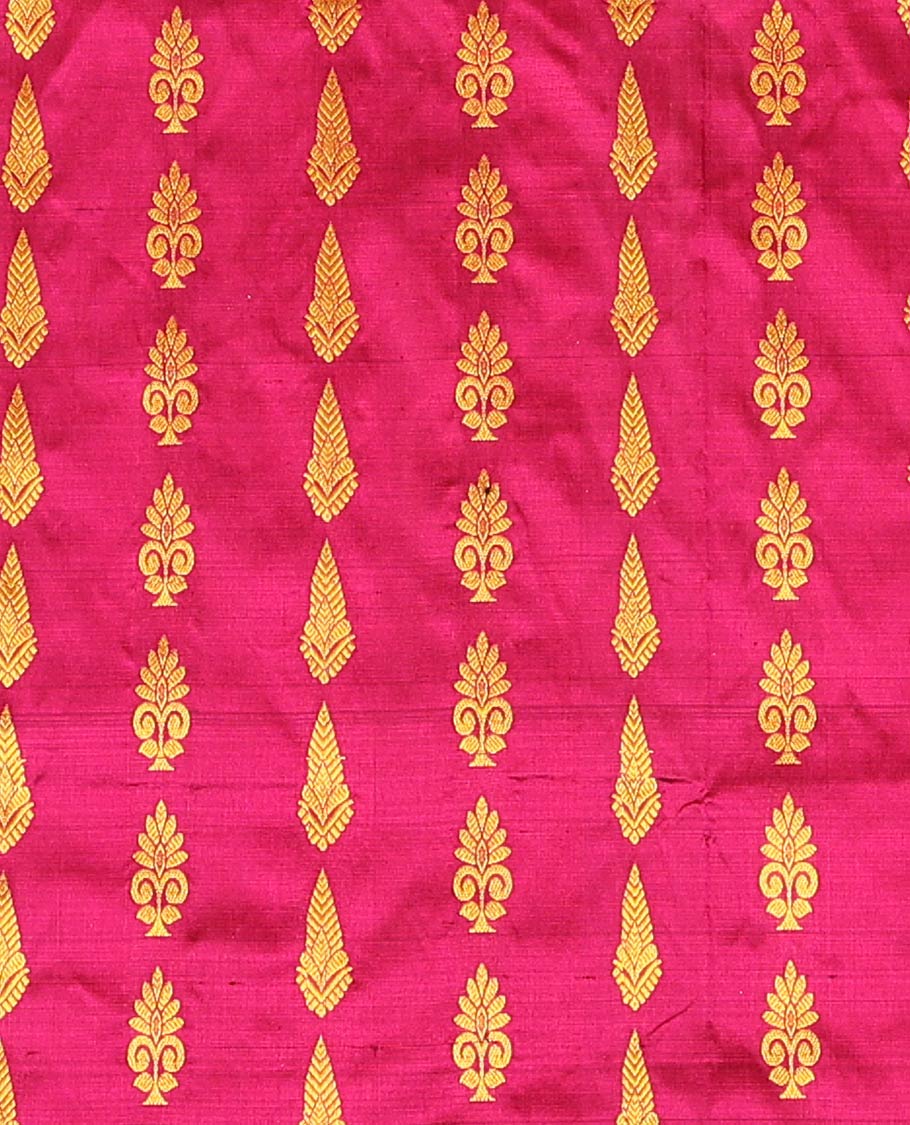 Pink Pure Silk Half-Saree Elegantly Highlighted with Zari Buttas on Its Skirt, Complemented by a Contrast  Border Featuring Rekku, Mayil Kann, Manga, and Chakram Designs, Comes with a Contrast Blouse and a Dhavani of Butta Enclosed Jaal Designs - Image 4