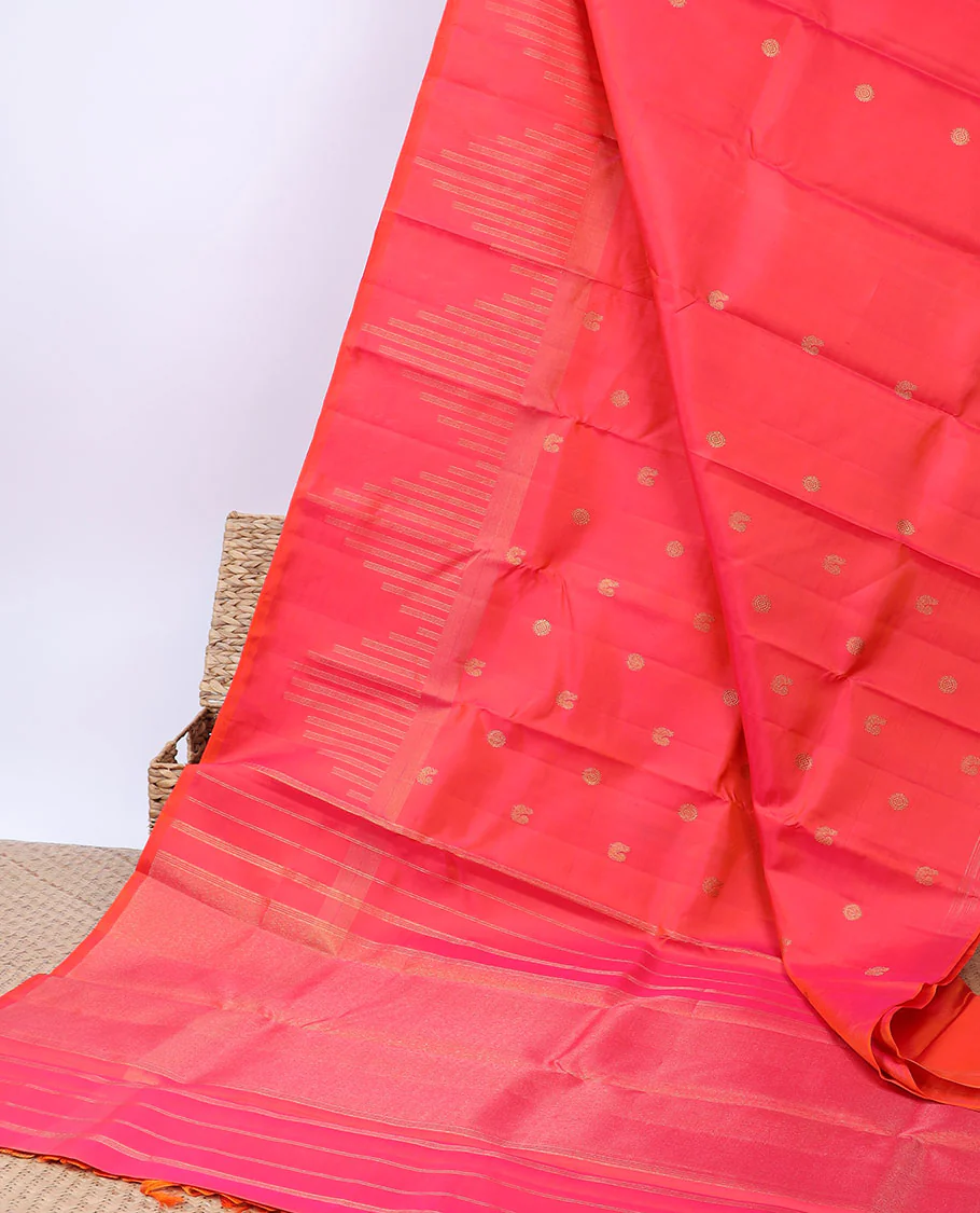 Pink silk saree with mayil chakram buttas, zari border of temple designs & zari-rich pallu of zari stripes - Image 2