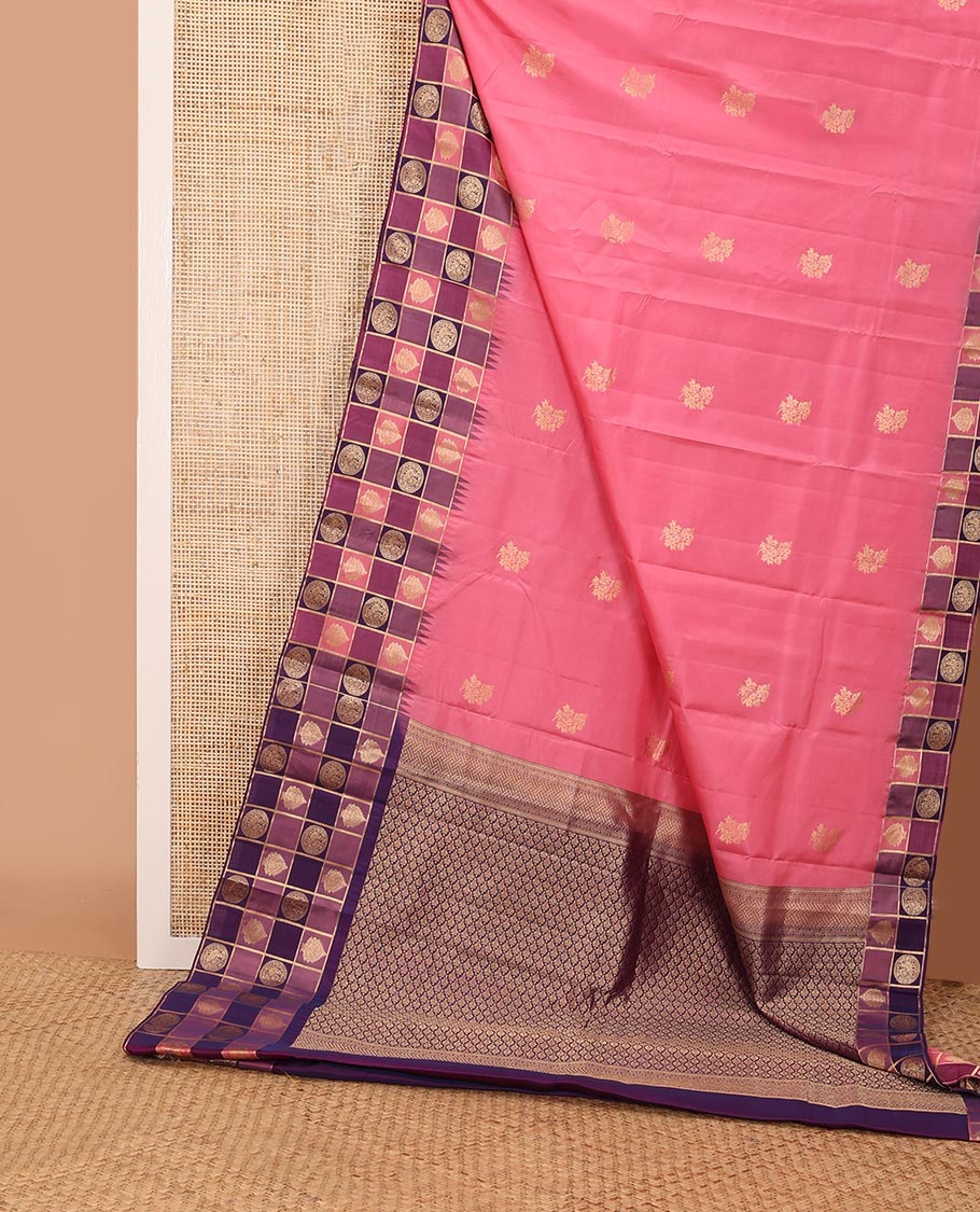 Pink zari buttas silk saree, contrast thazampoo rekku anna chakram enclosed multi-color checked border & zari woven pallu - Image 3
