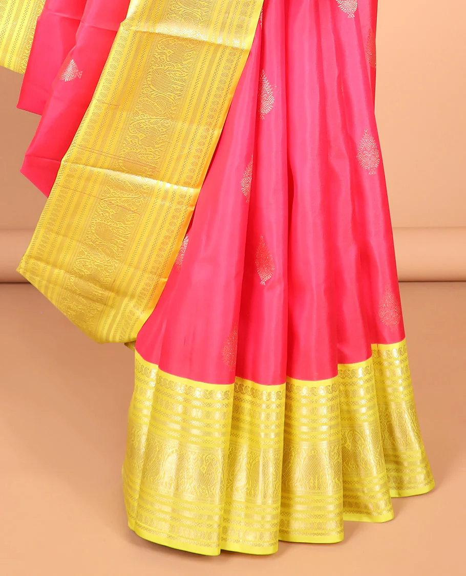 Pink zari buttas silk saree, contrast traditional zari design border & intricate pallu - Image 4