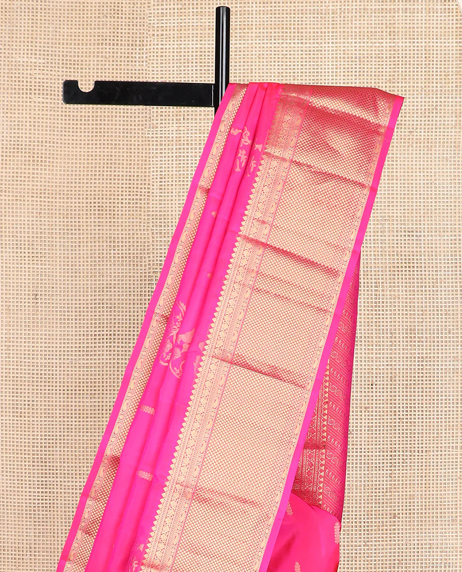 Pink zari buttas Vasundhara silk saree, zari border of thilakam mokku, muthu, kodi visiry, and then kuli kann designs, and traditional steeped pallu - Image 4