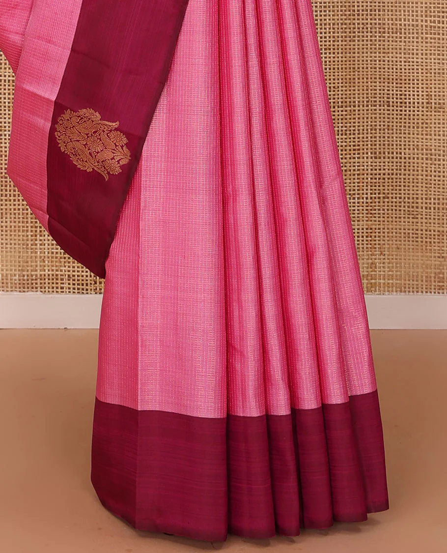 Pink zari woven Kanchipuram silk saree, contrast rettai mayil zari border, and jaal pallu - Image 5