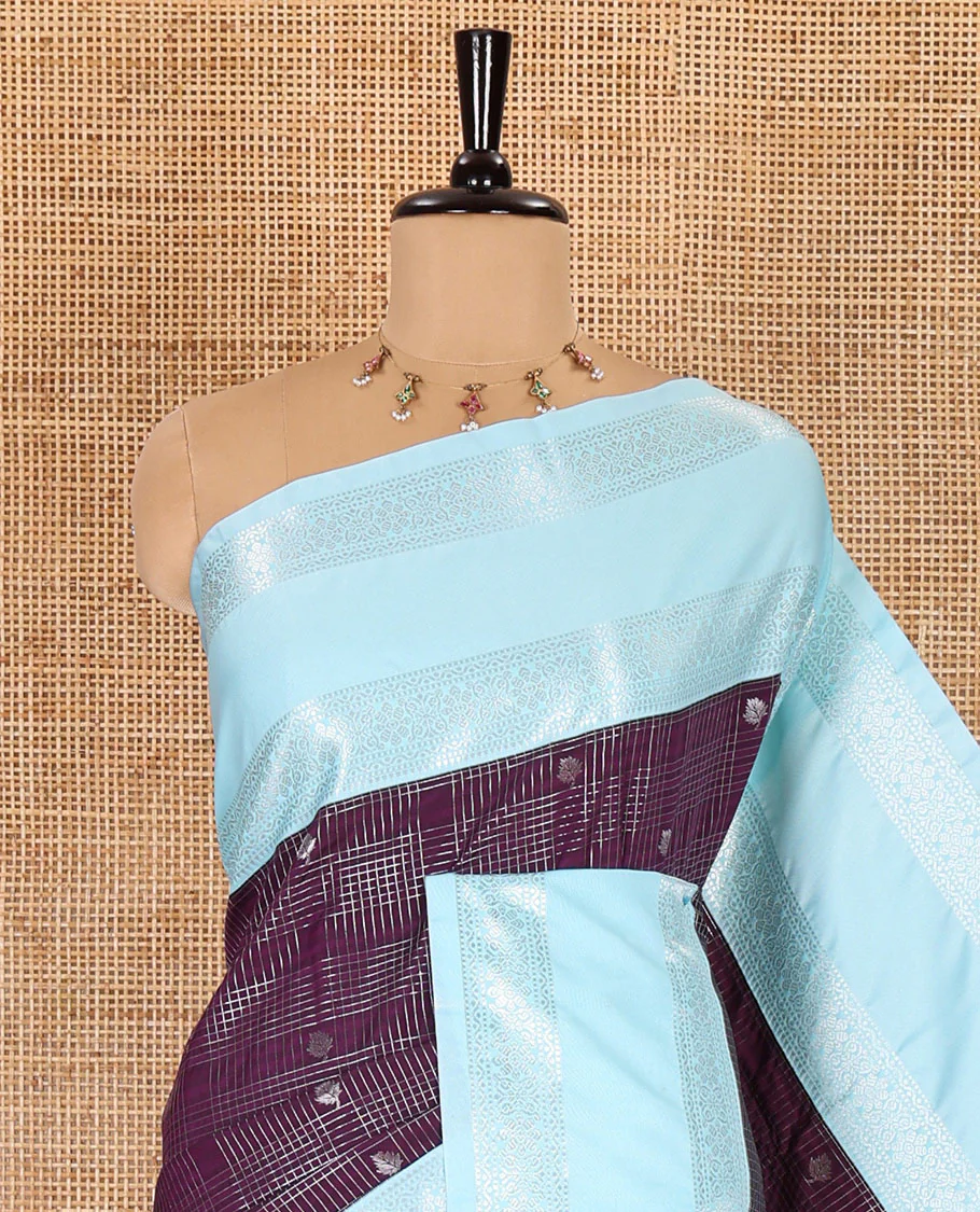 Purple silver zari checks and buttas Kanchi soft silk saree, contrast traditional zari rettai pettu border, intricate pallu, and a contrast plain blouse - Image 2