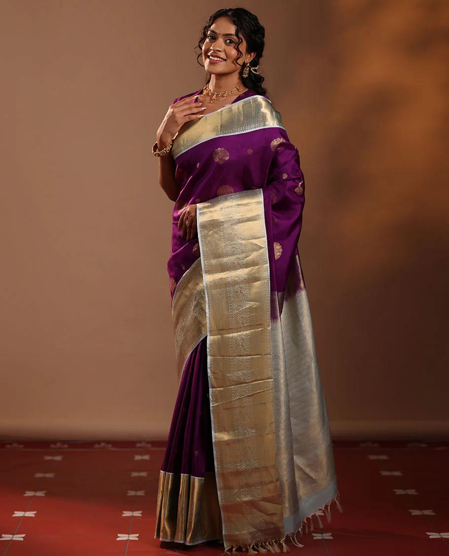 Purple Vasundhara Silk Saree Adorned with Zari Buttas, Enthralled with a Contrast Border of Mayil Kann, Mayil, and Rudraksham Designs, Complemented by a Pallu of Intricate Zari Designs, and Paired with a Contrast Blouse - Image 4