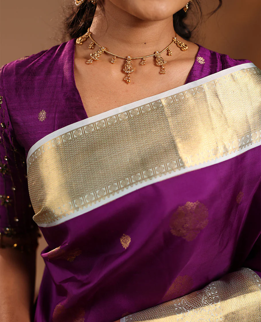 Purple Vasundhara Silk Saree Adorned with Zari Buttas, Enthralled with a Contrast Border of Mayil Kann, Mayil, and Rudraksham Designs, Complemented by a Pallu of Intricate Zari Designs, and Paired with a Contrast Blouse - Image 5