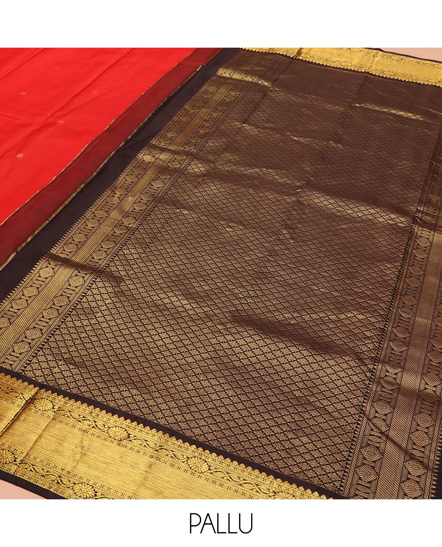 Purple Vasundhara Silk Saree Beautified with Yaanai and Poun Buttas, Complemented by a Contrast Border of Neli, Mayil Kann, Muthu, Banaras, and Yaanai Designs, Pallu Woven in Jaal Design, and Paired with a Contrast Blouse - Image 5