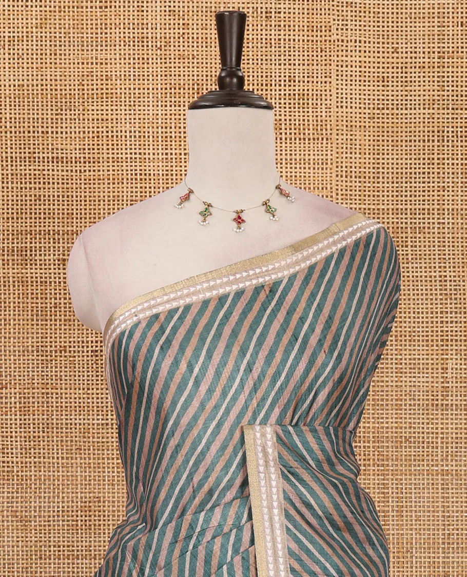 Rama green lehariya-style striped semi-tussar saree, contrast resham thread triangle motifs border, diamond printed pallu & contrast printed blouse - Image 3