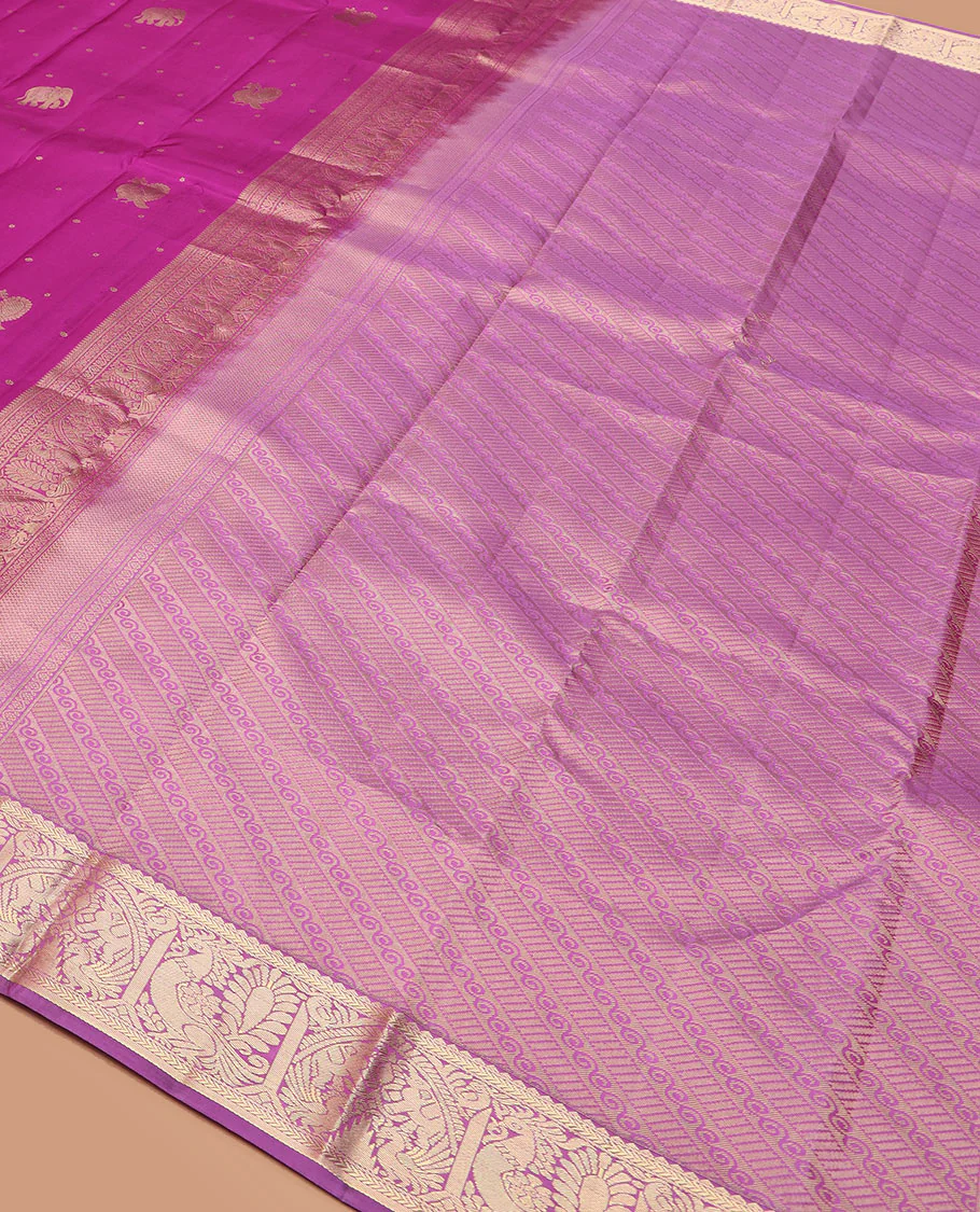 Rani pink mayil and yaanai buttas Vasundhara silk saree, contrast border of rekku, kathir, mayil, and yaanai designs, and pallu of geometric patterns - Image 5
