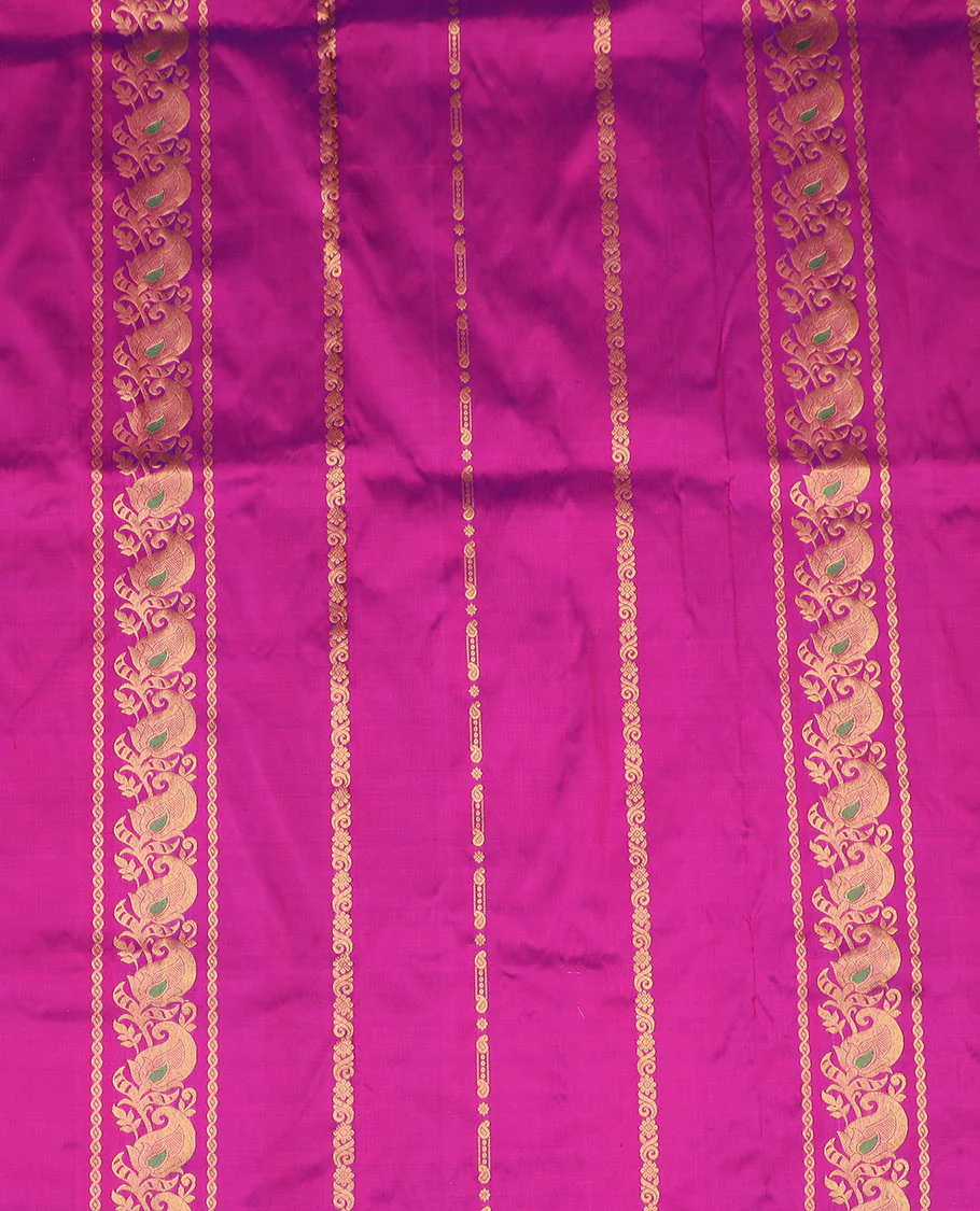 Rani Pink Pure Silk Half-Saree Embellished with Zari Designs on the Skirt, Complemented by a Contrast Zari-Design Border, Paired with a Contrast Blouse, and Featuring a Jaal-Designed Dhavani - Image 4