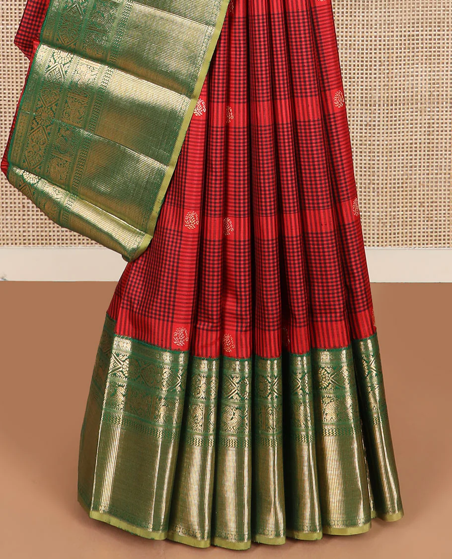 Red checked and buttas Kanchipuram silk saree, contrast border of muthu, rudraksham, chakram, jada nagam, yaanai, mayil,  and vanki designs, and intricate pallu - Image 3