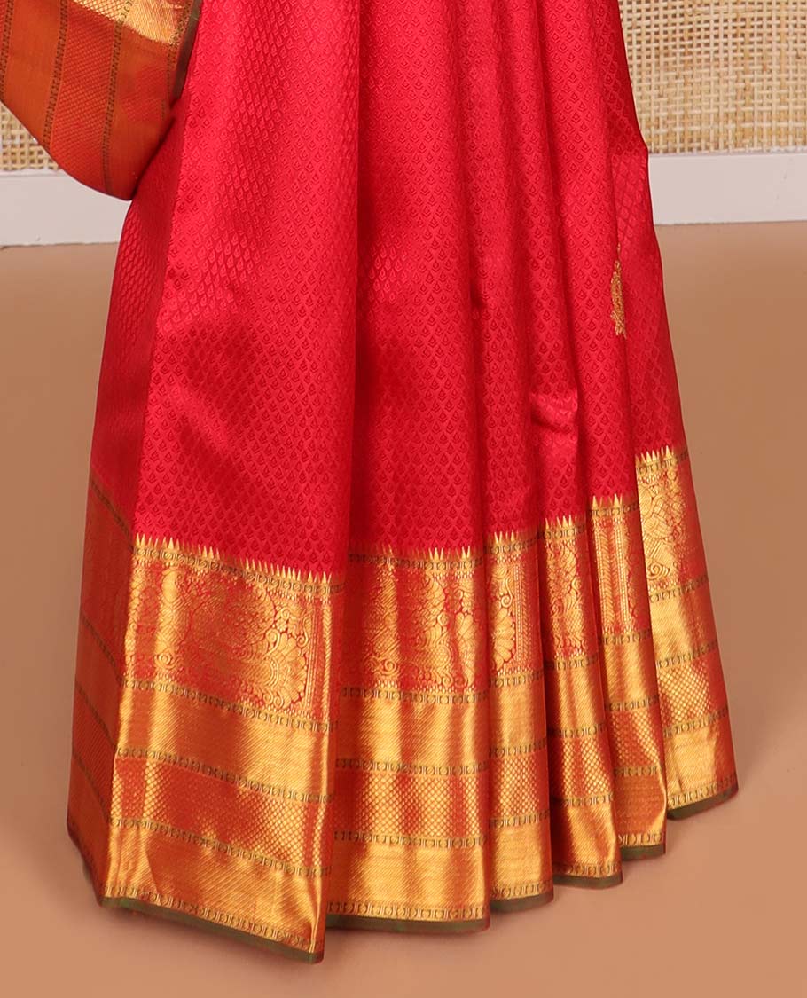 Red floral design Parampara silk saree with contrast border of rekku, paun, banaras, kuyil kann design & jaal design pallu - Image 5