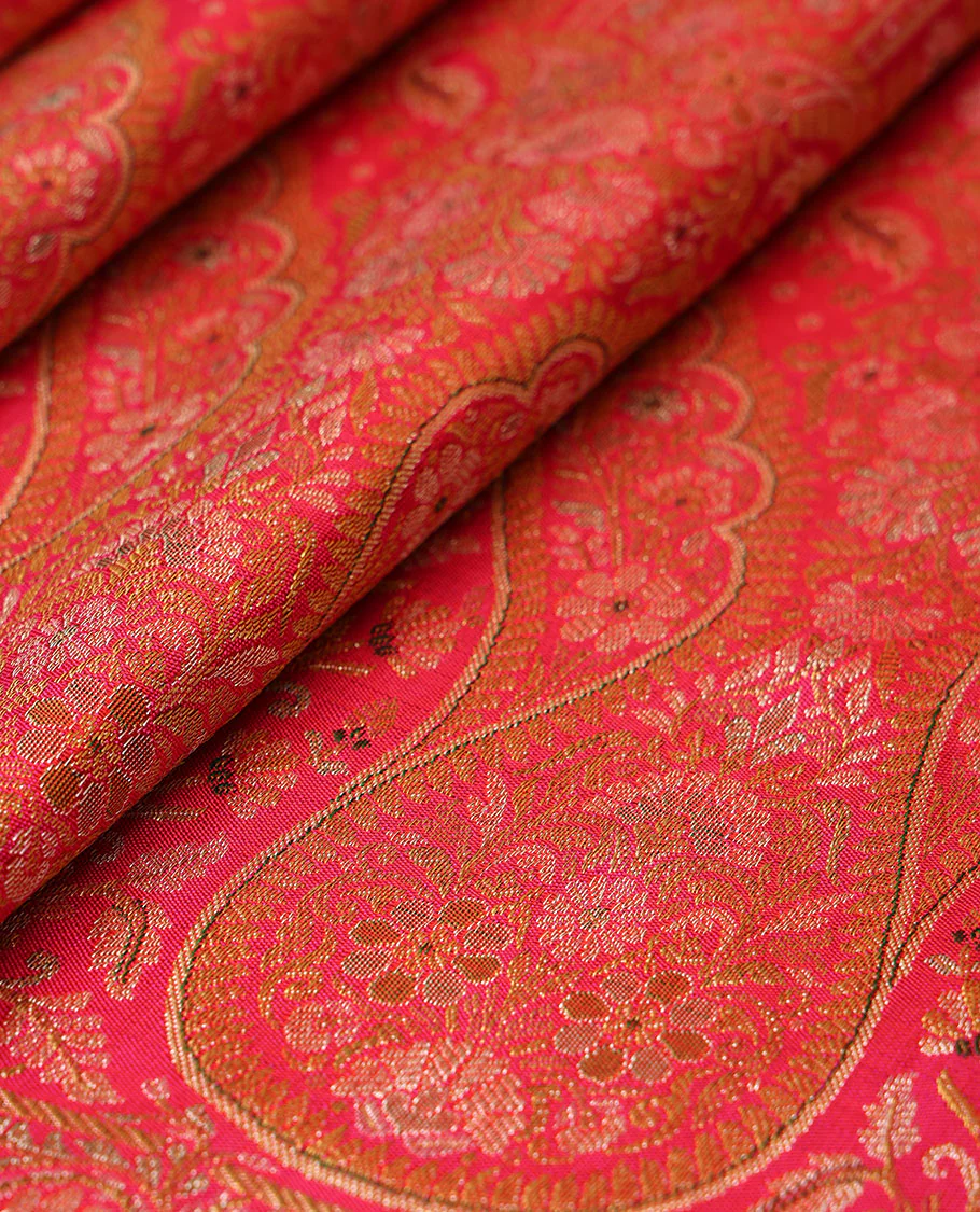 Red floral jaal jacquard Samudrika silk saree, intricate zari border & pallu decked up with floral jaal design - Image 5