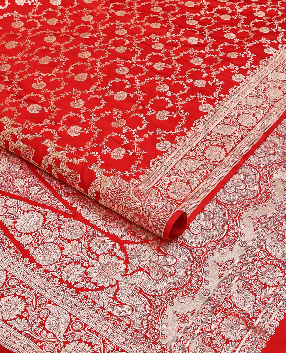 Red floral jacquard banarasi silk saree, self-border of floral & leaf creeper designs & intricately woven pallu of floral & paisley designs - Image 2