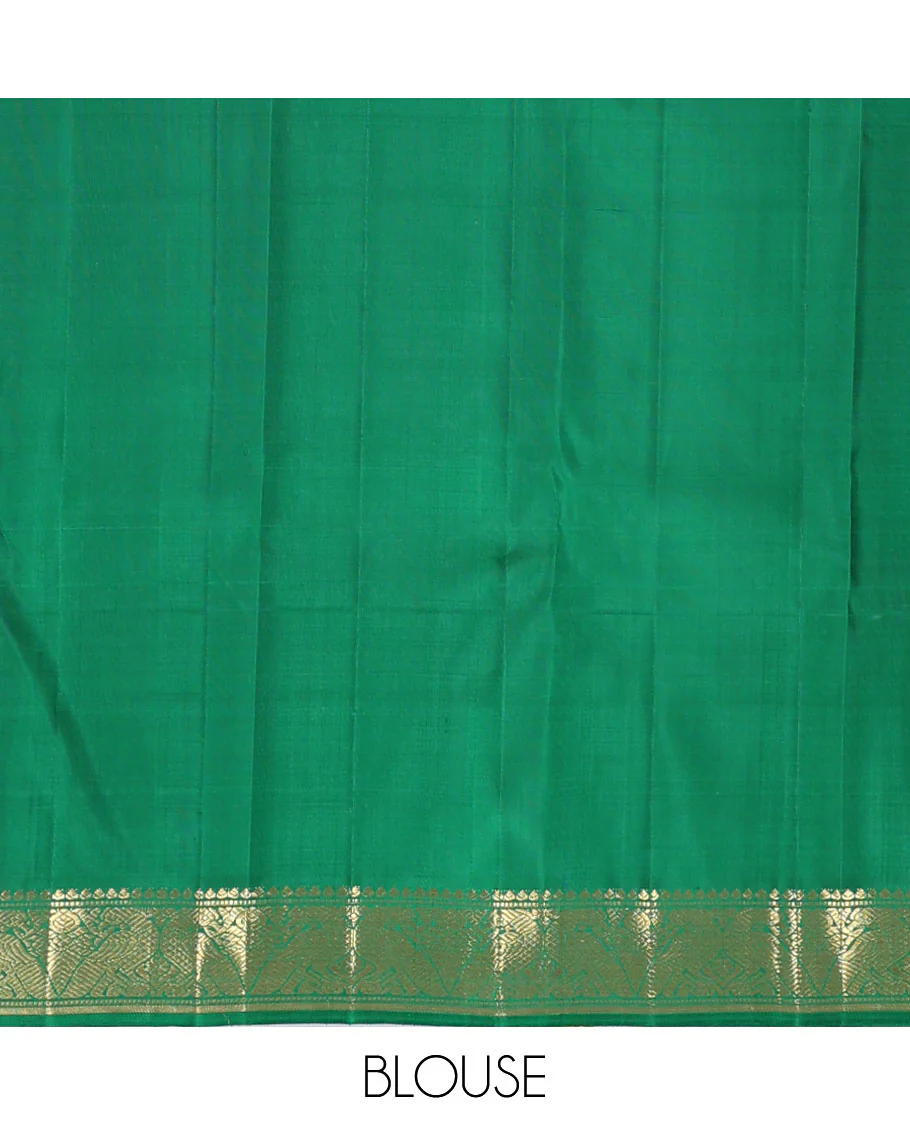 Red floral vine Samudrika silk saree, zari border of muthu,poun,kili,zari stripe & yaali & pallu of round yaanai,kuthirai & jaal - Image 3