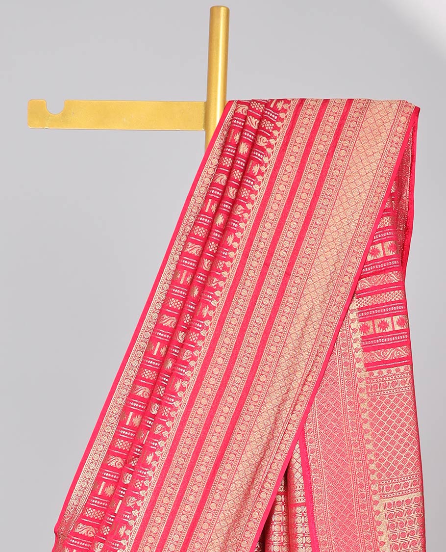 Red geometric semi-banaras dola silk saree with self zari border & argyle pattern, geometric design pallu - Image 3