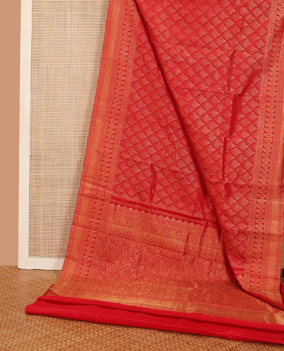 Red jacquard wedding silk saree, zari border of neli, kodi visiry, arumbu manga, and vanki designs, and floral jaal pallu - Image 3