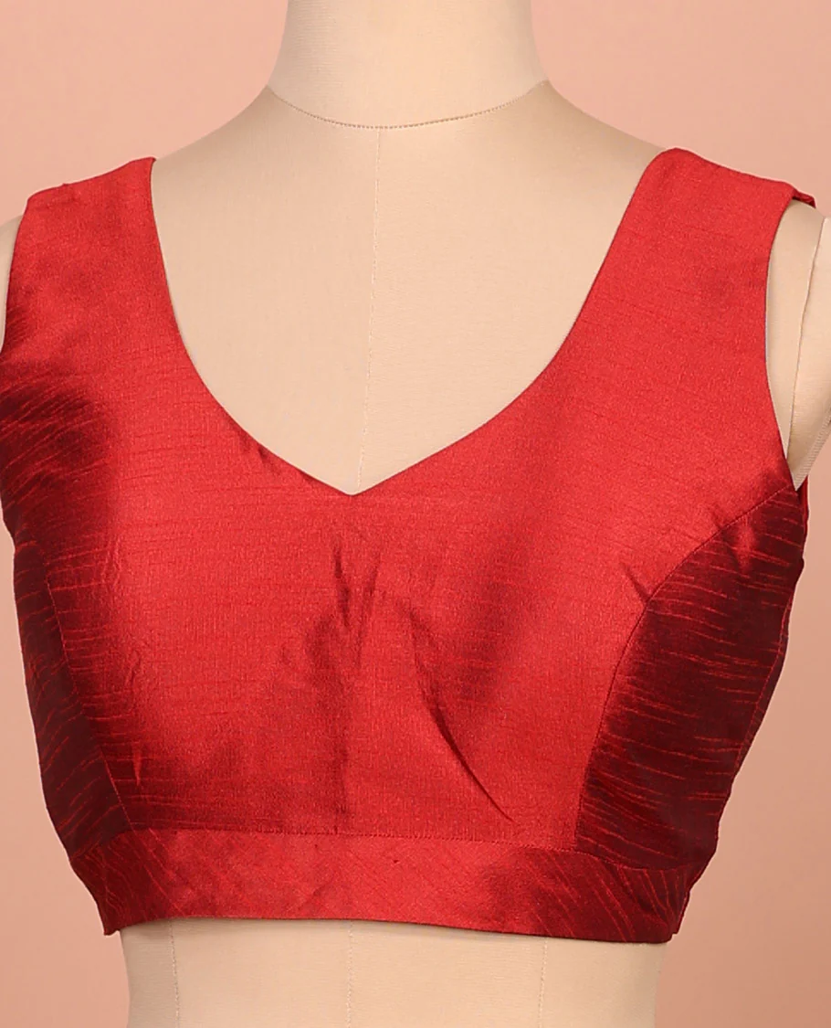 Red plain front-back V-neck sleeveless readymade blouse - Image 2