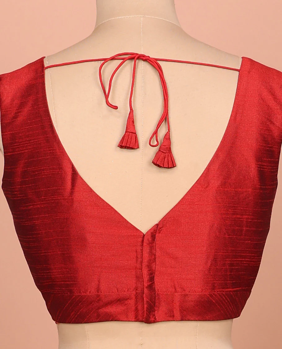 Red plain front-back V-neck sleeveless readymade blouse - Image 4