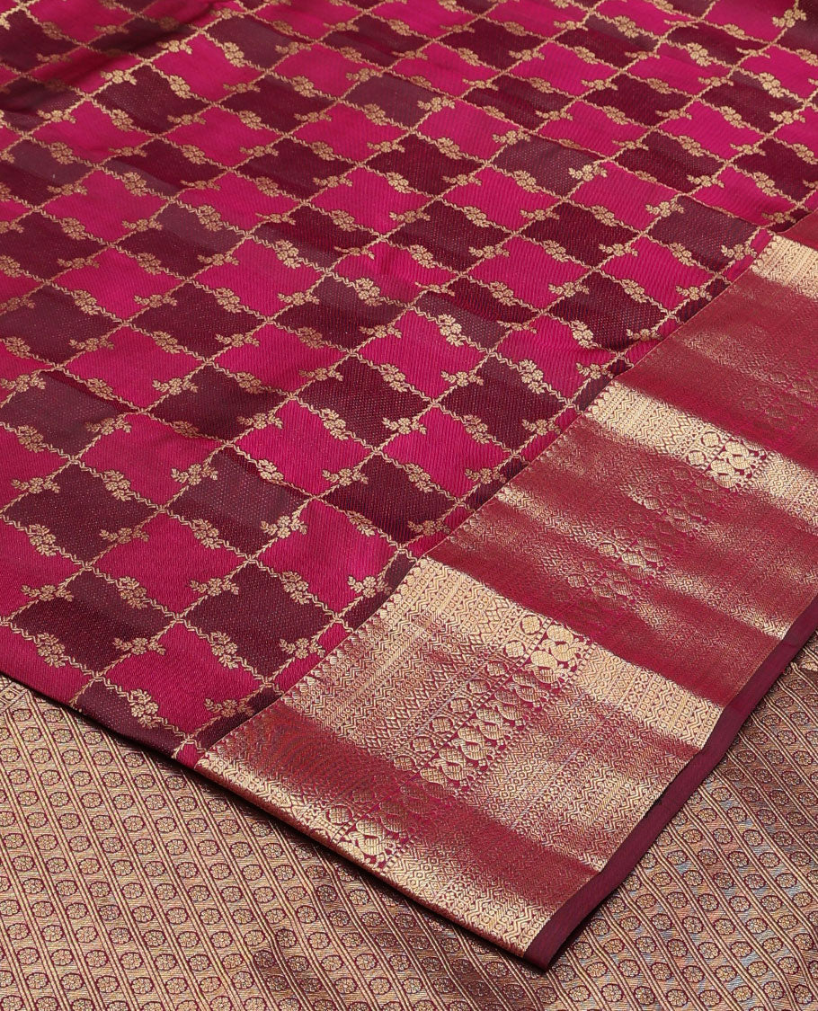 Red rangkat jacquard Kanchipuram wedding silk saree, zari border of manga, rettai neli, kuyil kann, laddu kamalam, mayil, diamond, and cross neli, and kamalam steeped pallu - Image 2