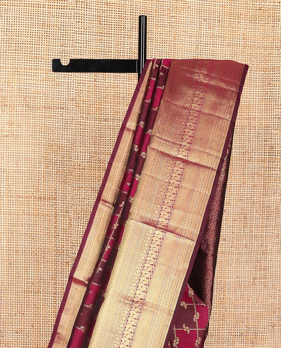 Red rangkat jacquard Kanchipuram wedding silk saree, zari border of manga, rettai neli, kuyil kann, laddu kamalam, mayil, diamond, and cross neli, and kamalam steeped pallu - Image 4