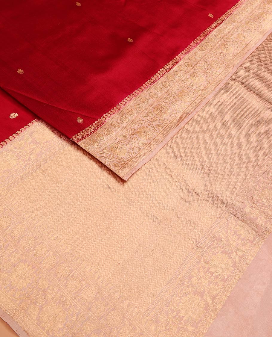 Red Raw Mango Silk Saree Decorated with Buttas, Featuring a Contrast Floral Creeper Zari-Designed Border, a Pallu Adorned with Chevron Zari Designs, Paired with a Contrast Blouse - Image 2