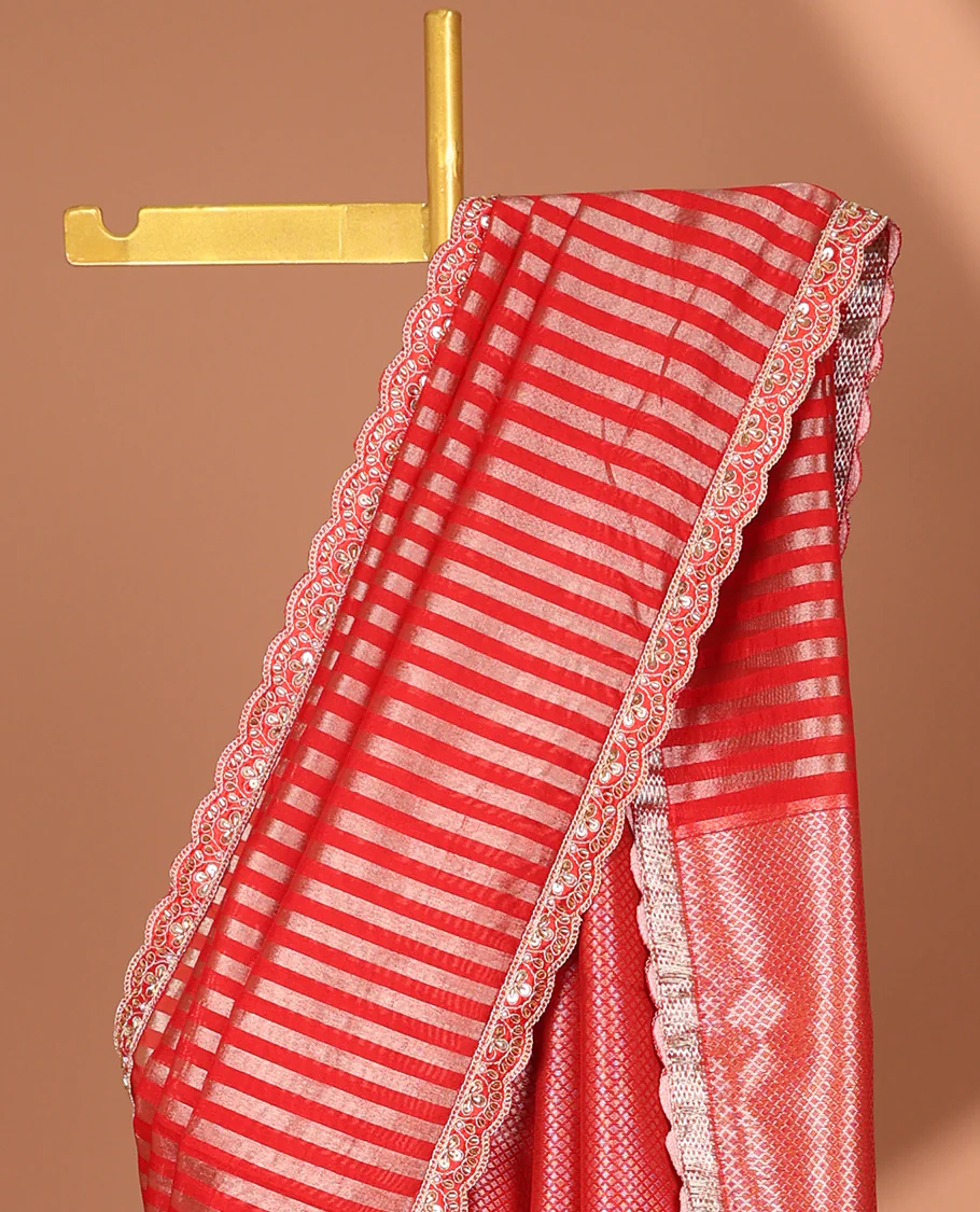 Red striped organza saree with floral embroidery scallop border & checked pallu - Image 3