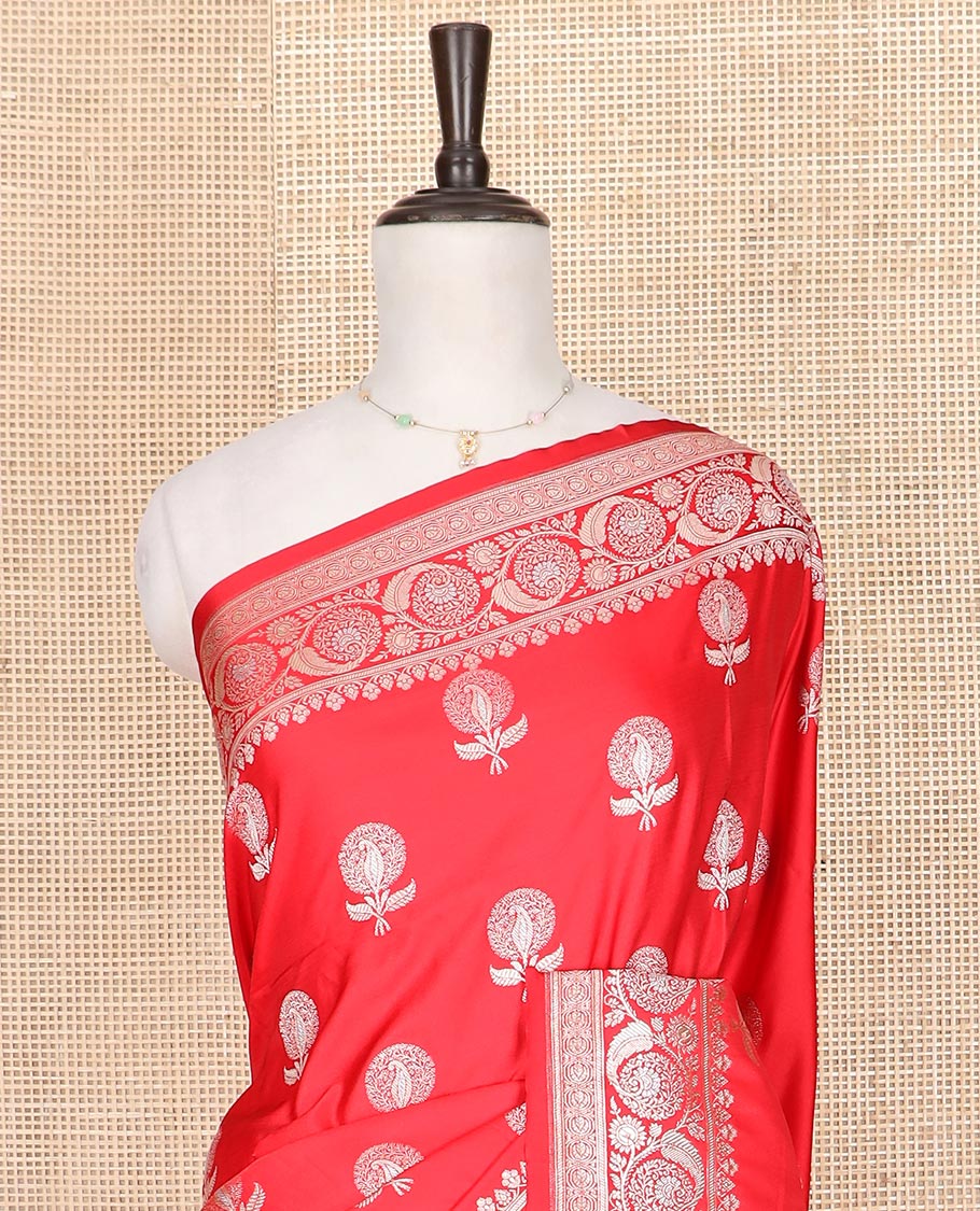 Red zari buttas mushru silk saree, floral creeper design border, and floral jaal design pallu - Image 3