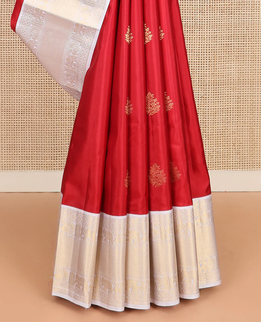 Red zari buttas Vasundhara silk saree, contrast border of rekku, mayil, yaanai, and mayil kann designs, and jaal pallu - Image 4