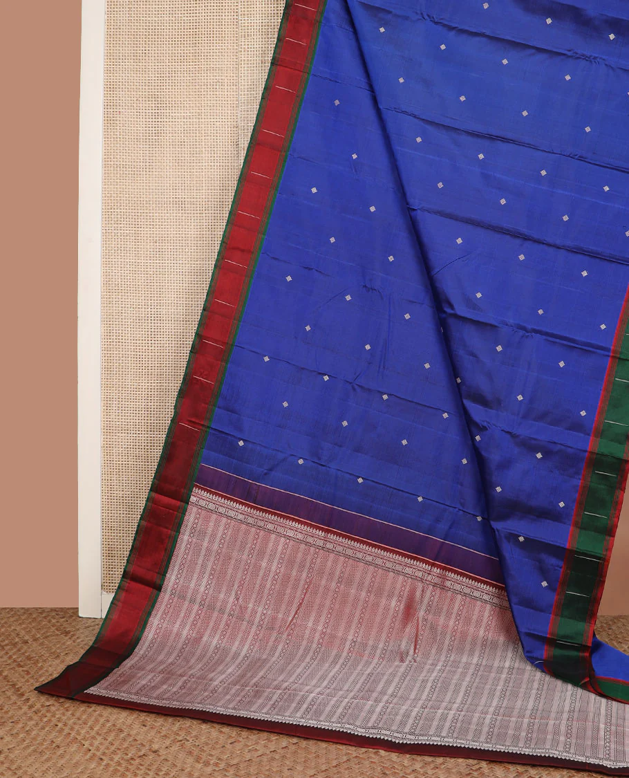 Royal blue buttas Kanchipuram silk saree, contrast border of malli mokku designs, and pallu of geometric designs - Image 3