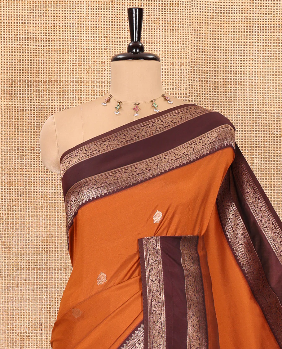 Rust orange zari buttas kanchi soft-silk saree, contrast traditional zari design rettai pettu border of floral creeper designs, intricate pallu, and a contrast zari design blouse - Image 2