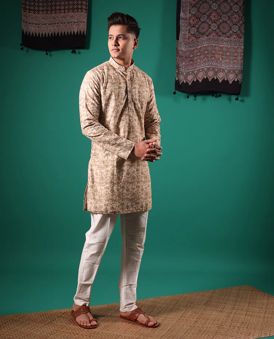 Sandal crushed textured with tropical floral printed full-sleeved men's kurta - Image 2