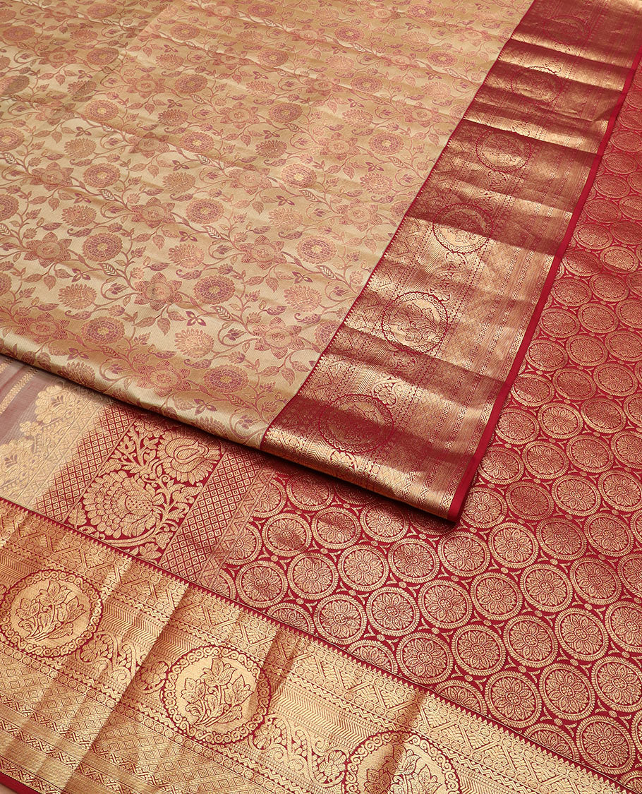 Sandal floral jaal jacquard Kanchipuram wedding silk saree, contrast border of thilakam mokku, rudraksham, diamond, and chakram motifs, and pallu steeped with chakram buttas - Image 2