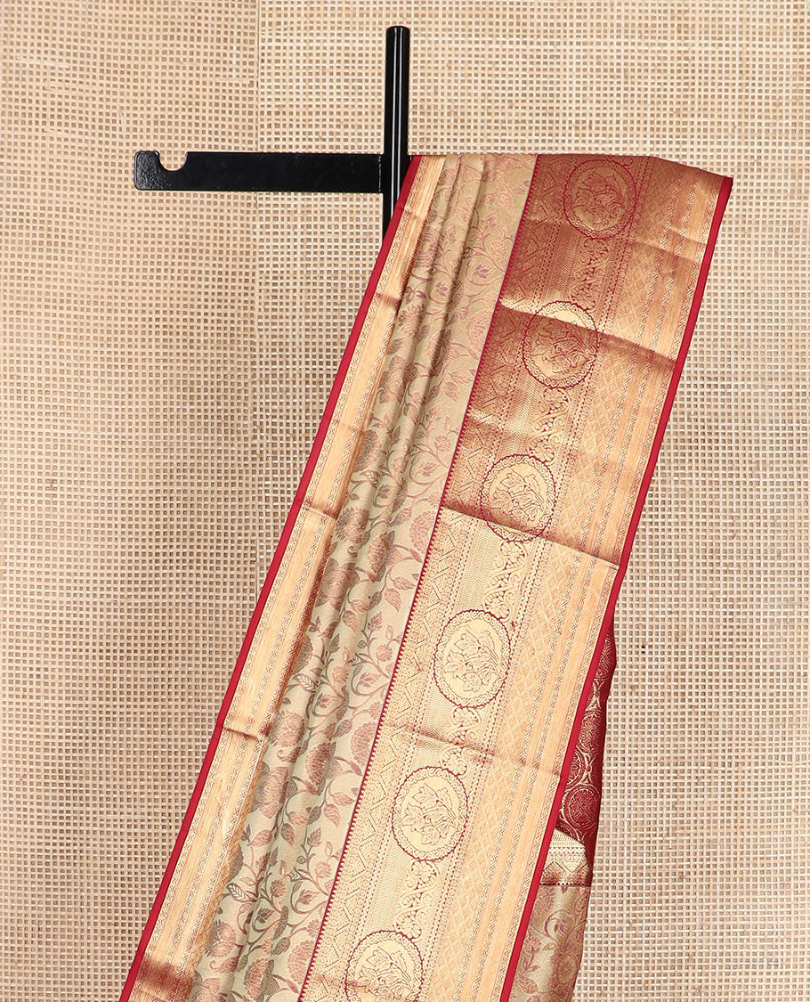 Sandal floral jaal jacquard Kanchipuram wedding silk saree, contrast border of thilakam mokku, rudraksham, diamond, and chakram motifs, and pallu steeped with chakram buttas - Image 4