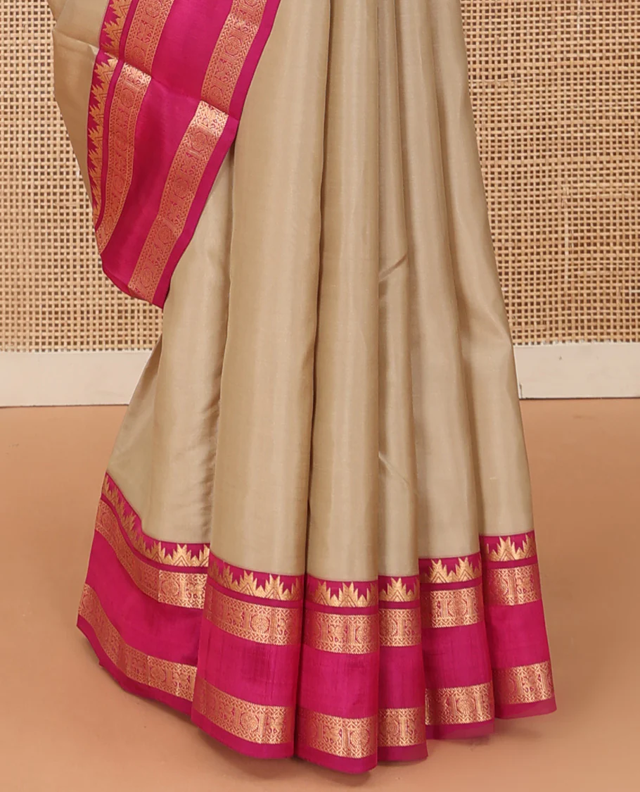 Sandal plain Kanchipuram silk saree, contrast rettai pettu border of thazampoo rekku, neli, chakram, and kuthirai, and jaal pallu - Image 5