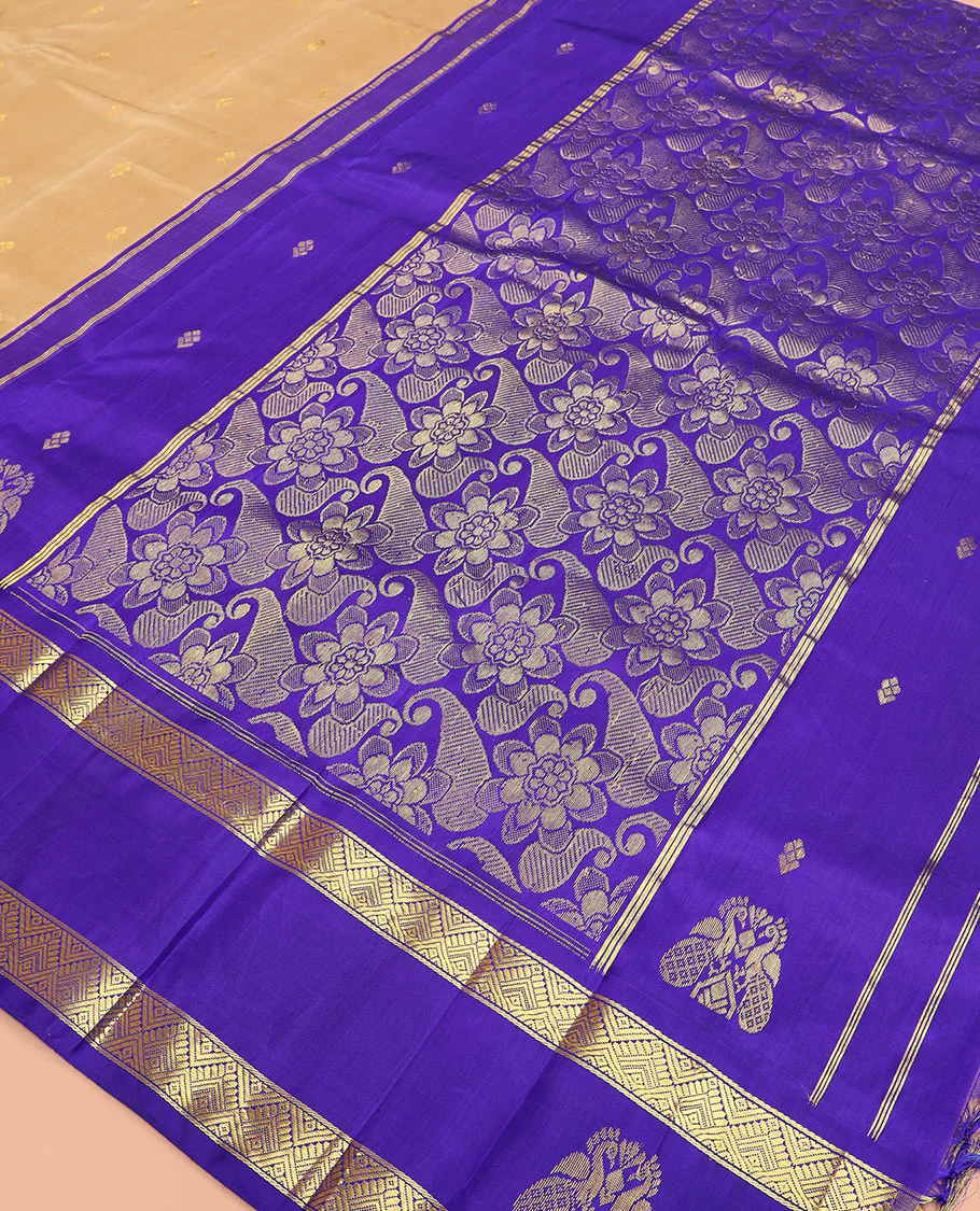 Sandal zari buttas Kanchipuram silk saree, contrast border of diamond, and mayil designs, and pallu of kamalam and manga designs - Image 5