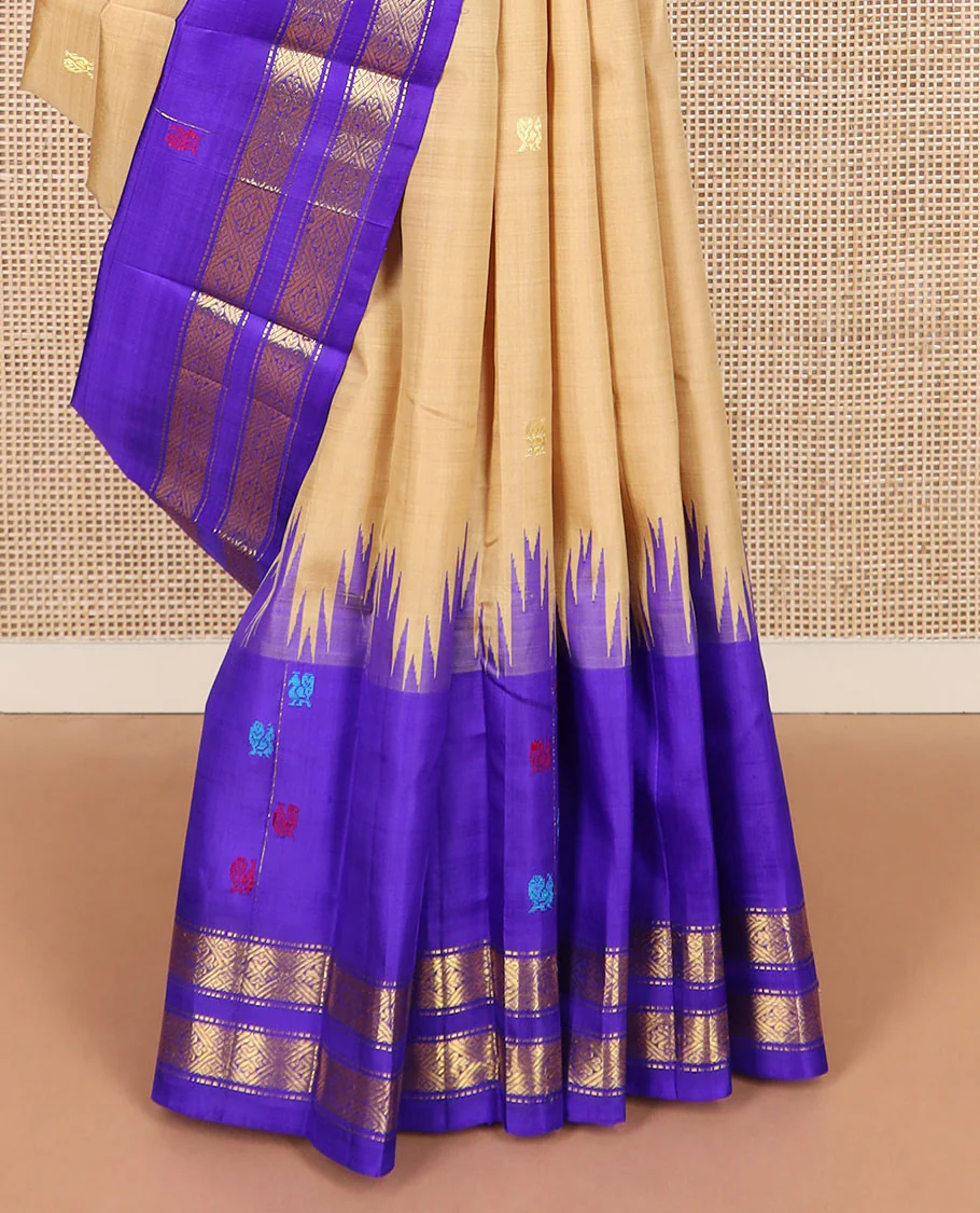 Sandal zari buttas Kanchipuram silk saree, contrast thazampoo rekku border of thread mayil and rettai pettu zari designs, and zari design pallu - Image 4