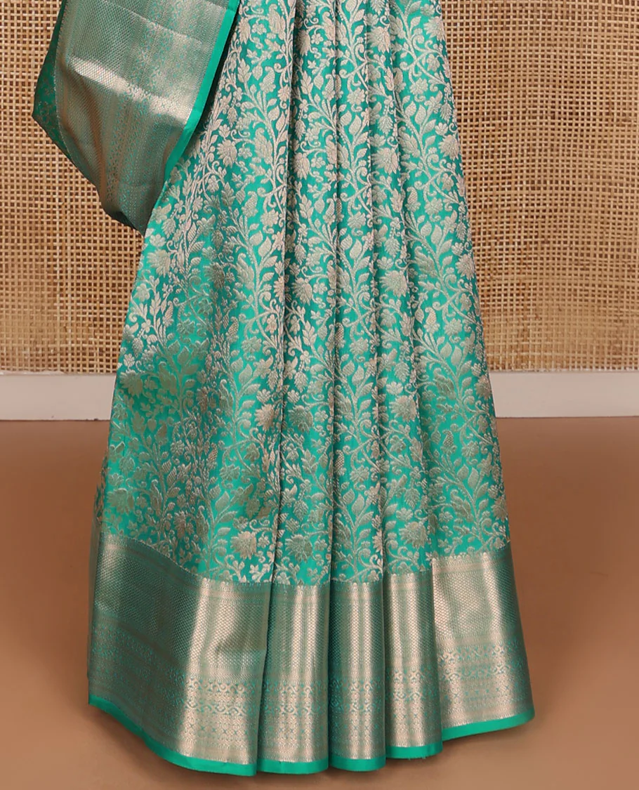 Turquoise jacquard Kanchipuram wedding silk saree, zari border of kathir, mayil kann, rettai neli, and lavangam kodi designs, and manga design pallu - Image 5