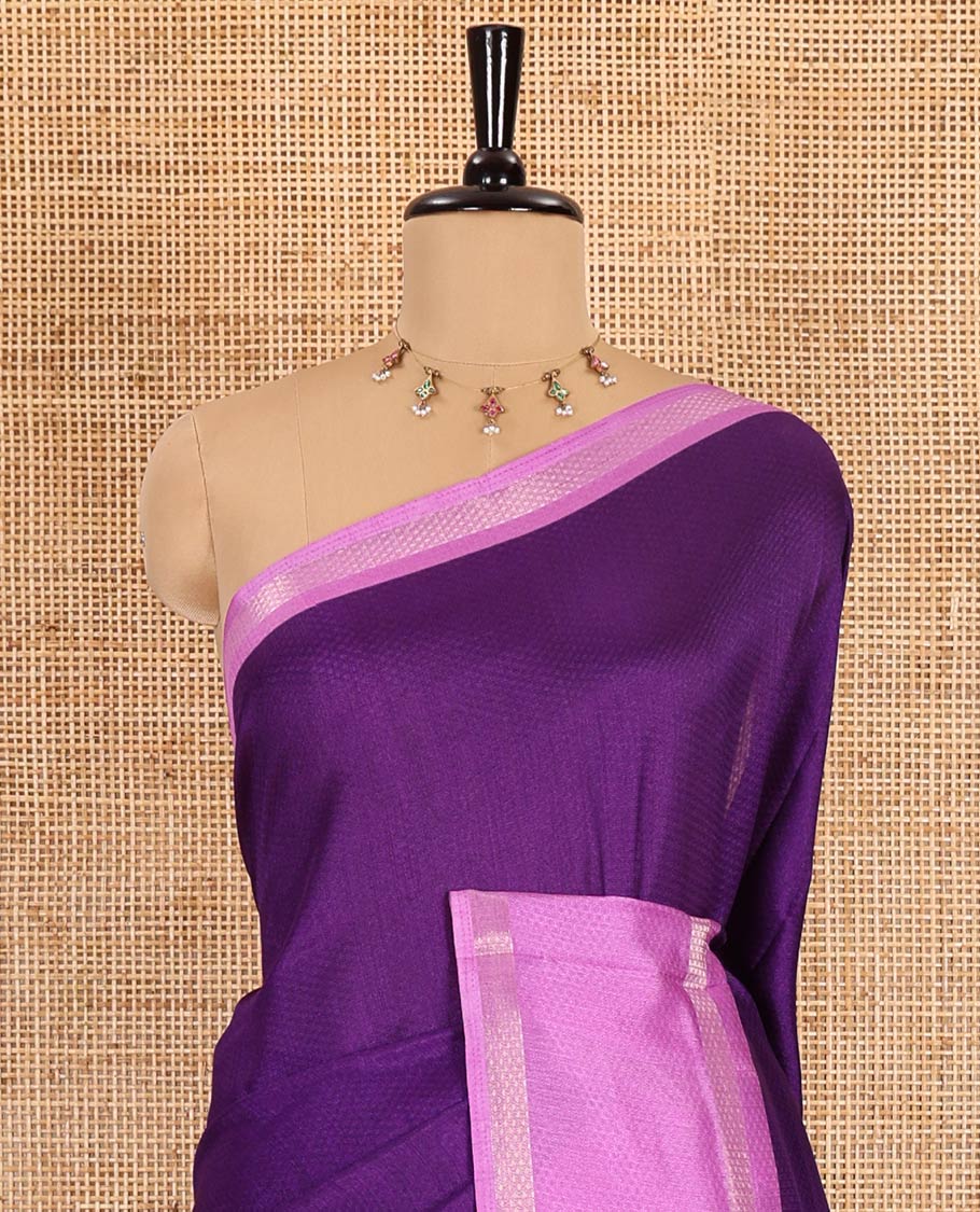 Violet embossed moss chiffon saree, contrast traditional rettai pettu border, embossed pallu, and a contrast embossed blouse - Image 3