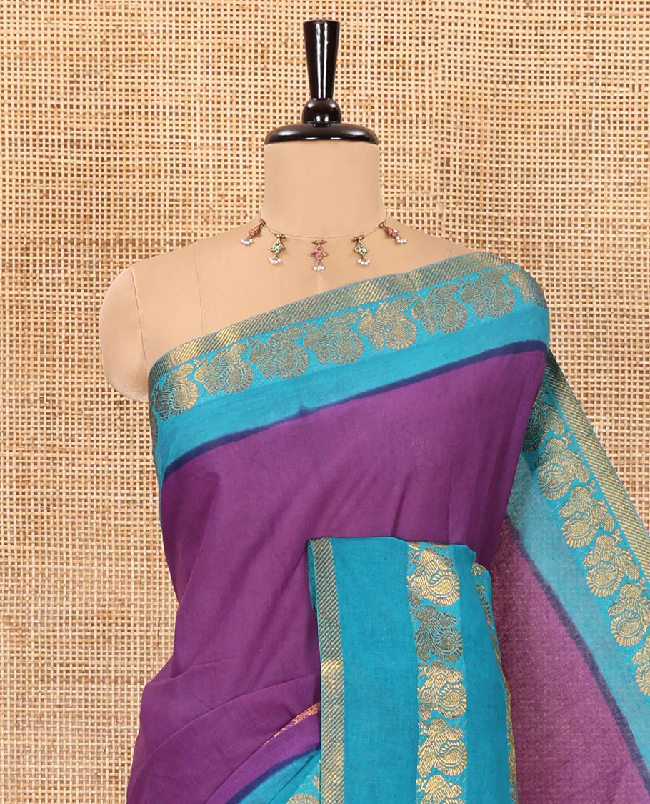 Violet plain sungudi cotton saree with contrast traditional border of peacocks, zari striped pallu, and a contrast zari checked blouse - Image 2