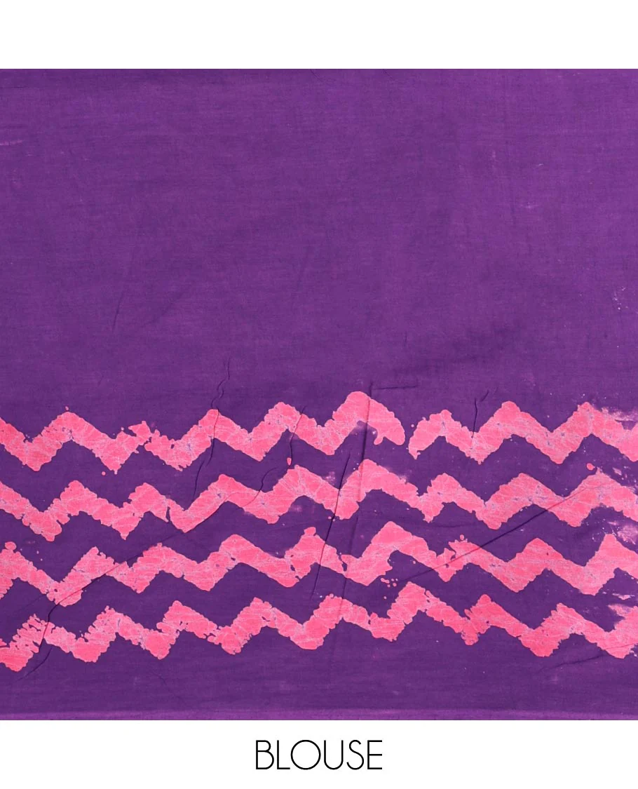 Violet wax batik-style zig-zag printed pure cotton saree, gold zari piping border, human figurines batik printed pallu, and a matching blouse - Image 4