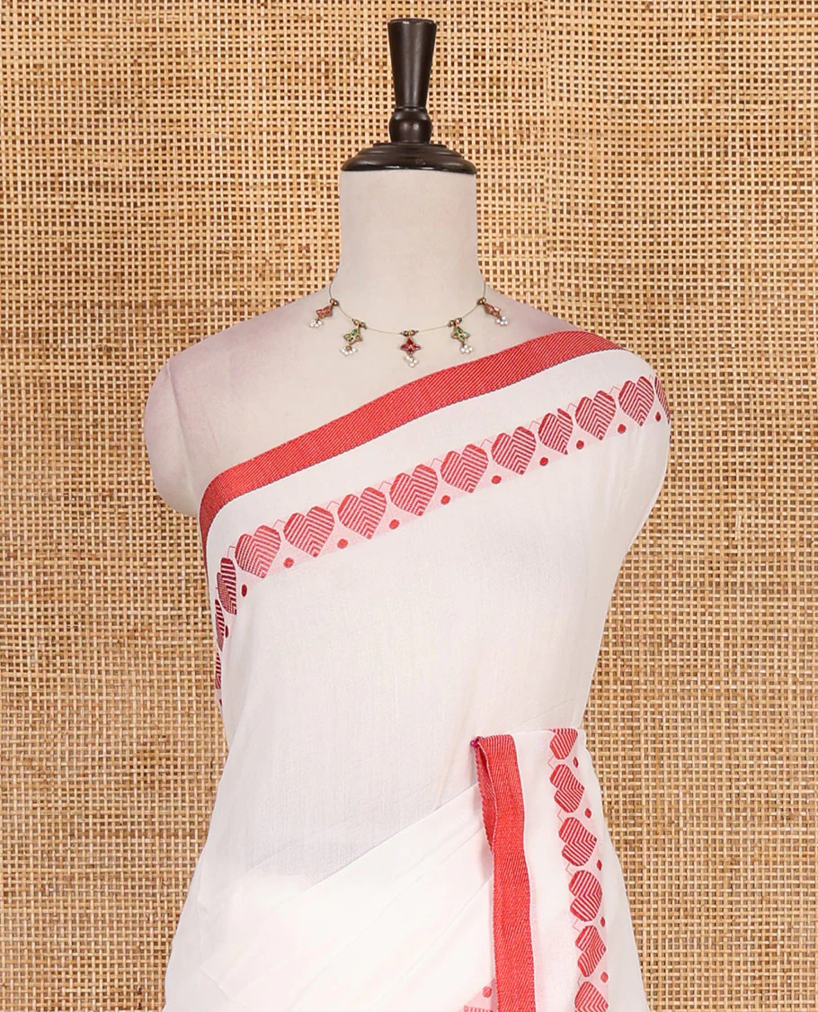 White plain khadi cotton saree with contrast border and plain pallu with tussels - Image 3