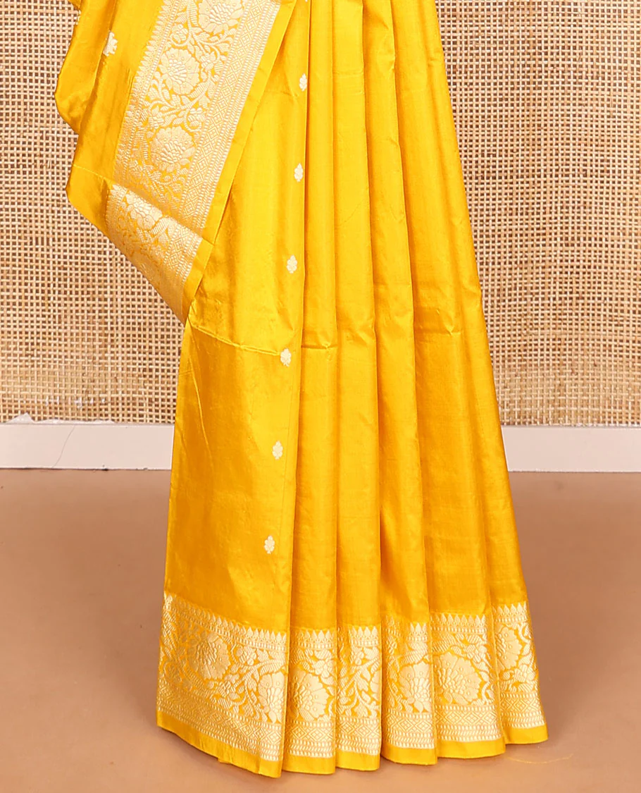 Yellow buttas banarasi kathan silk saree, floral creeper border, and pallu of paisley jaal design - Image 6
