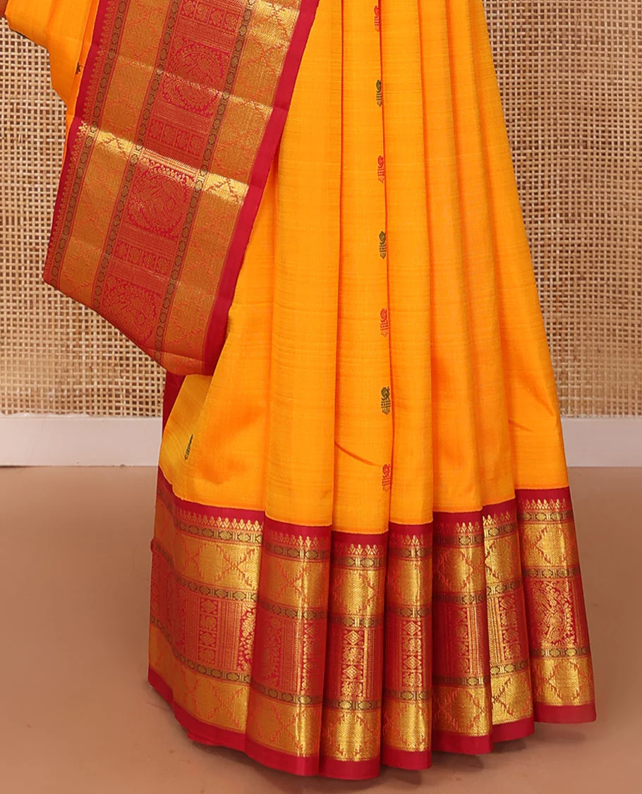 Yellow buttas Kanchipuram silk saree, contrast border of rudraksham, thazampoo rekku, arumbu manga, kathir, diamond, and mayil designs, and jaal pallu - Image 5