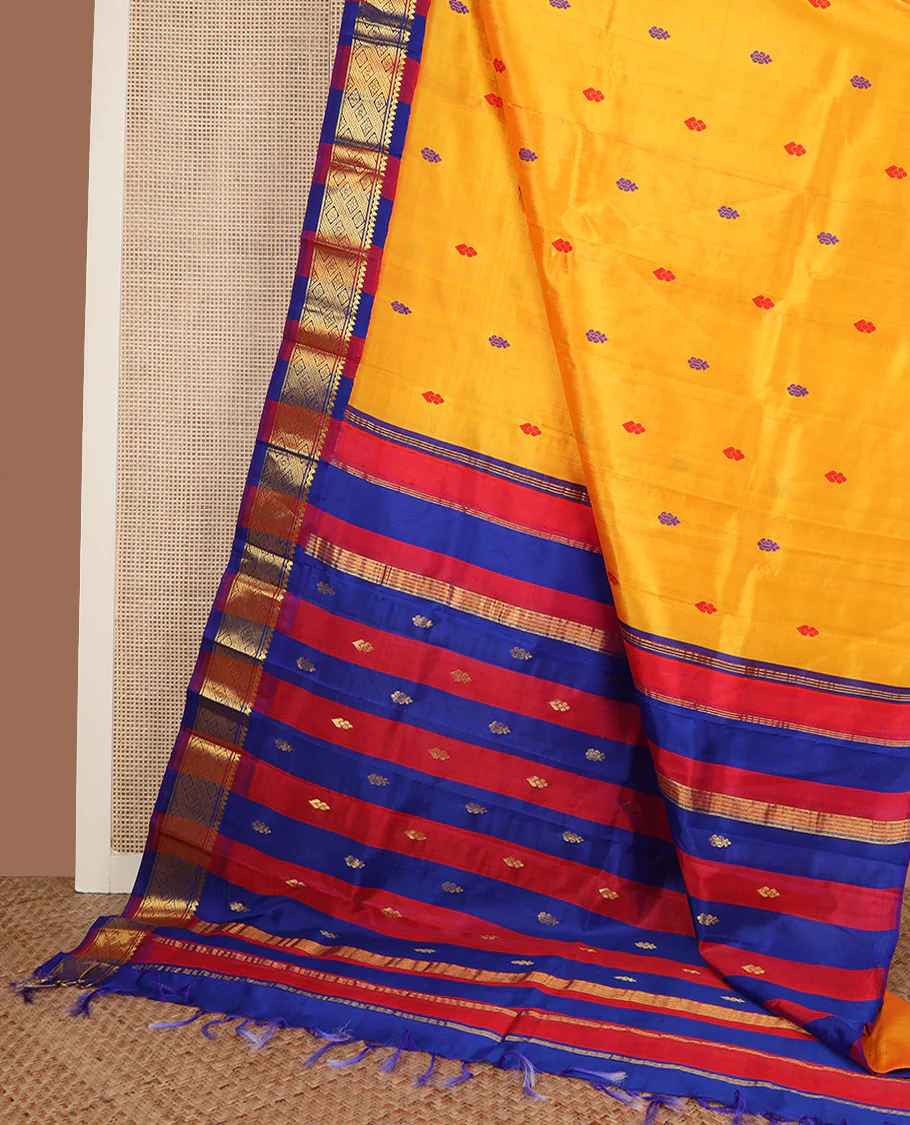 Yellow buttas Kanchipuram silk saree, contrast korvai border of thilakam mokku, banaras & jaal design & pallu of zari design - Image 3