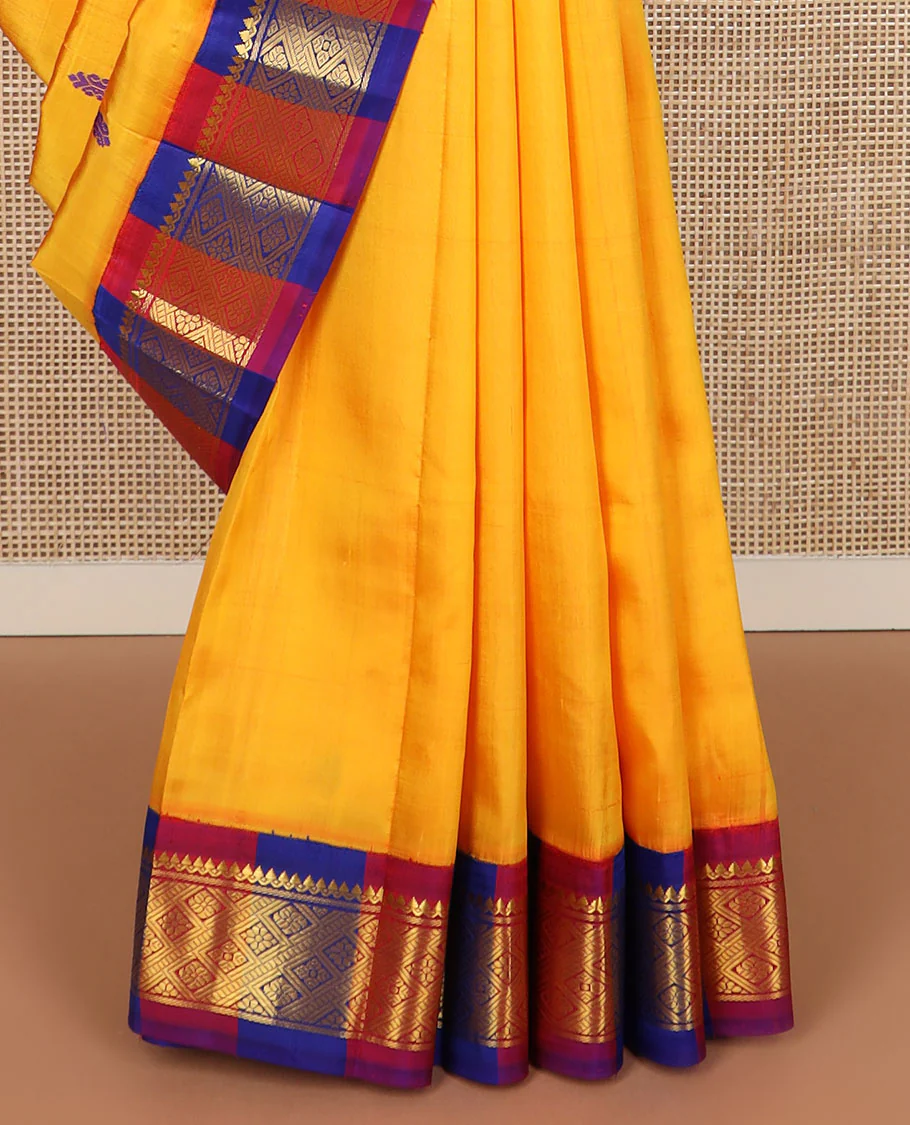 Yellow buttas Kanchipuram silk saree, contrast korvai border of thilakam mokku, banaras & jaal design & pallu of zari design - Image 5