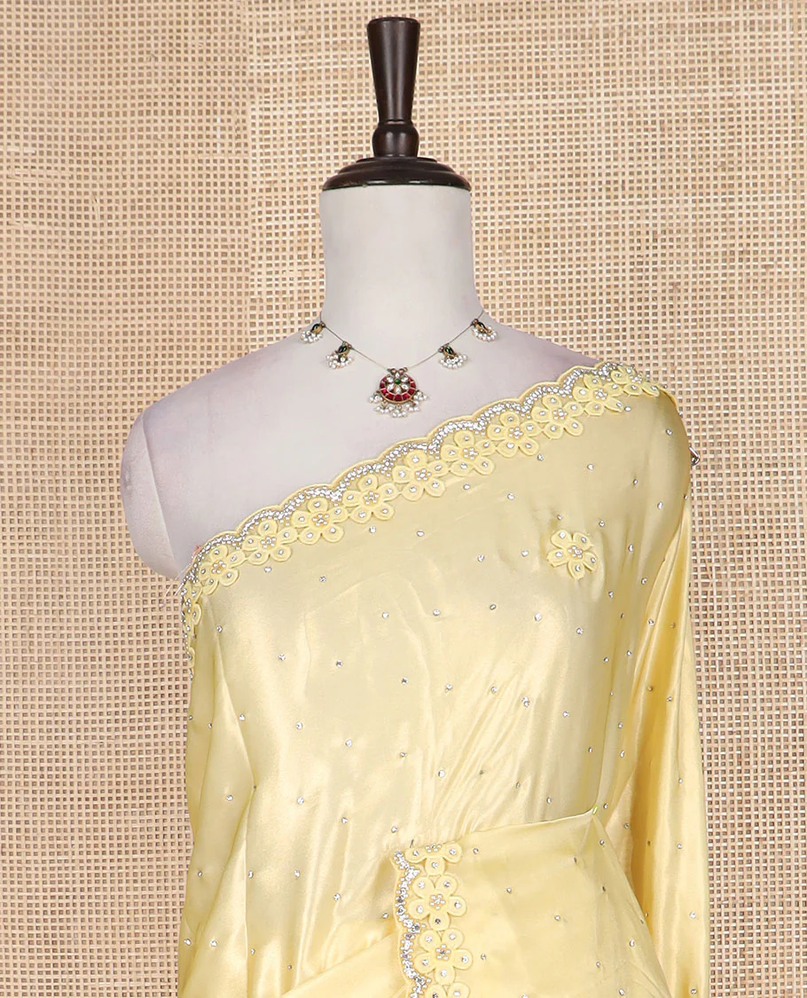 Yellow flower buttas embroidered with stone work designer saree, flower buttas embroidered with stone work scallop border - Image 3
